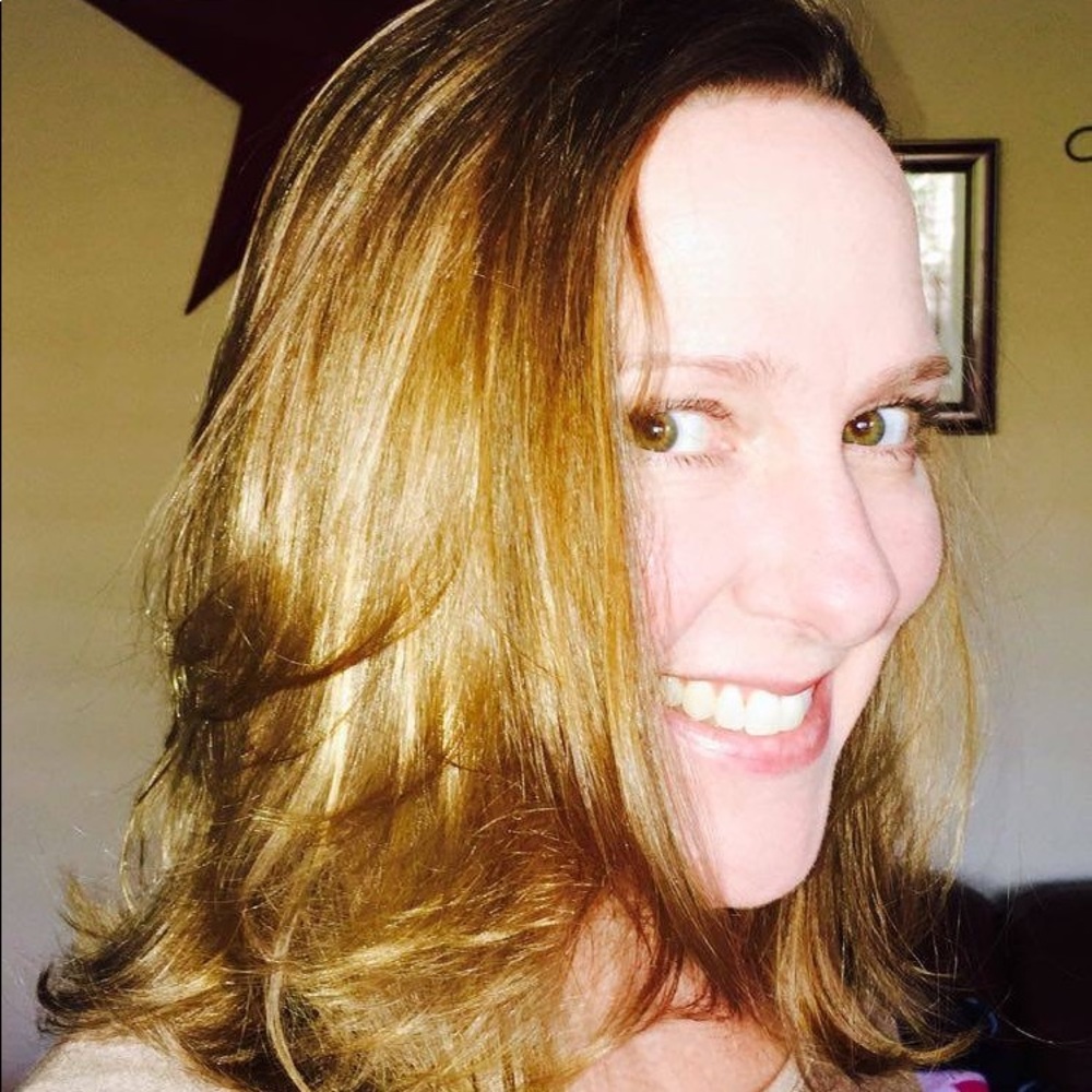 Meet your Posher, Adevia